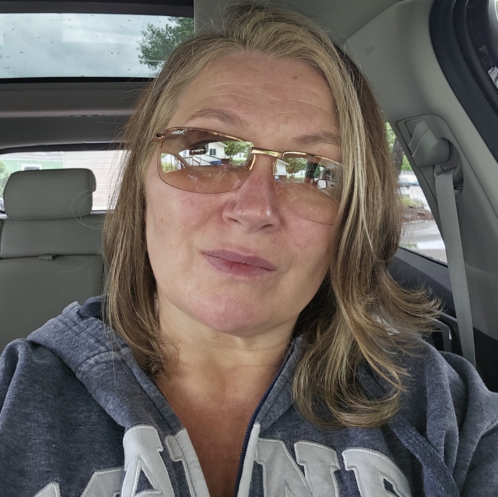 Meet your Posher, Ali
